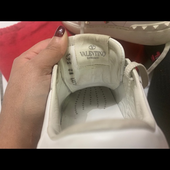 Valentino Rockstud White Sneakers - Picture 5 of 6